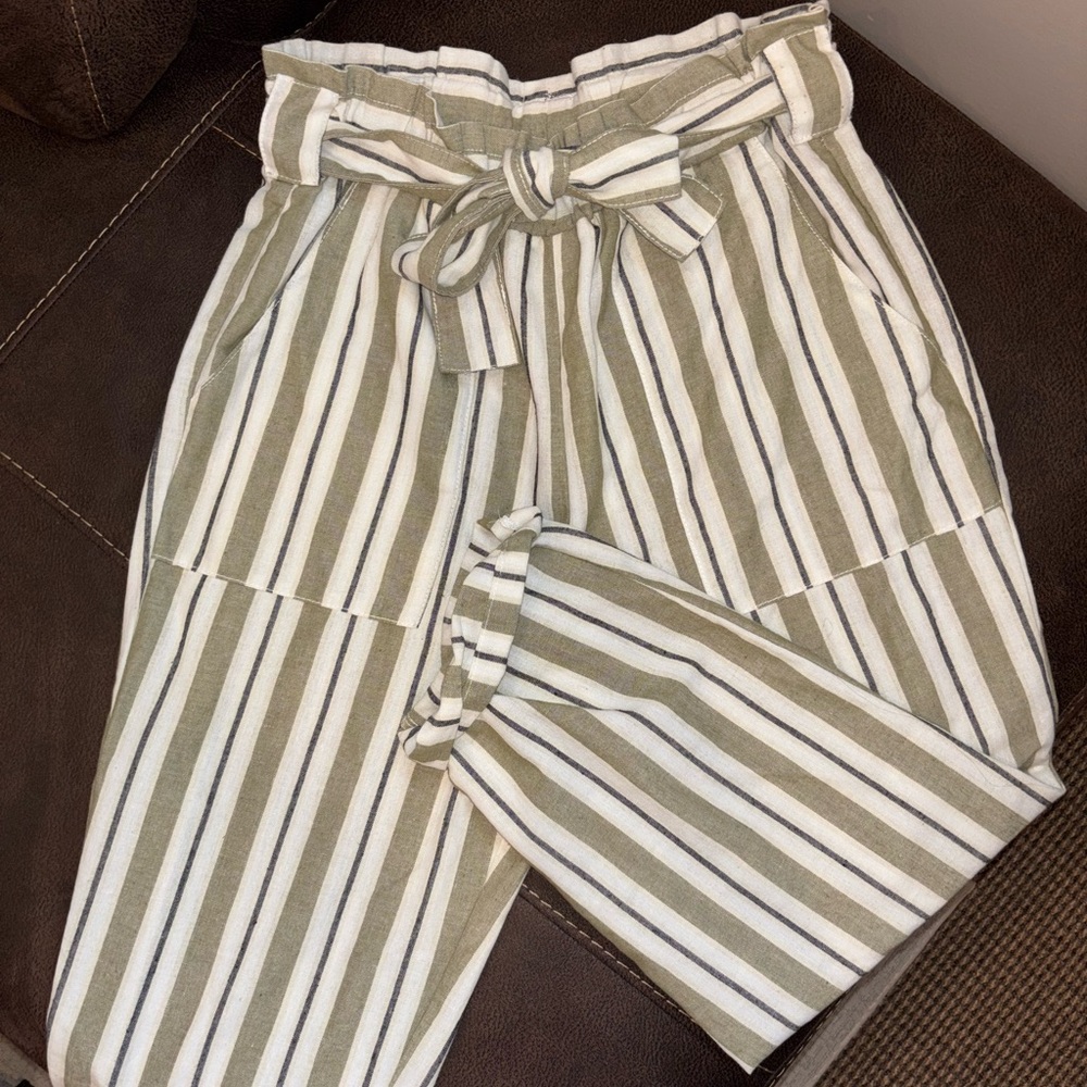 Ci Sono Linen Collection Business Pants - Size XL fits M (I’m a US size 8).